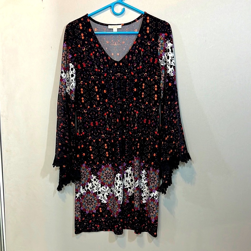 DRESS LONG SLEEVE WITH FLARED SLEEVES SIZE S